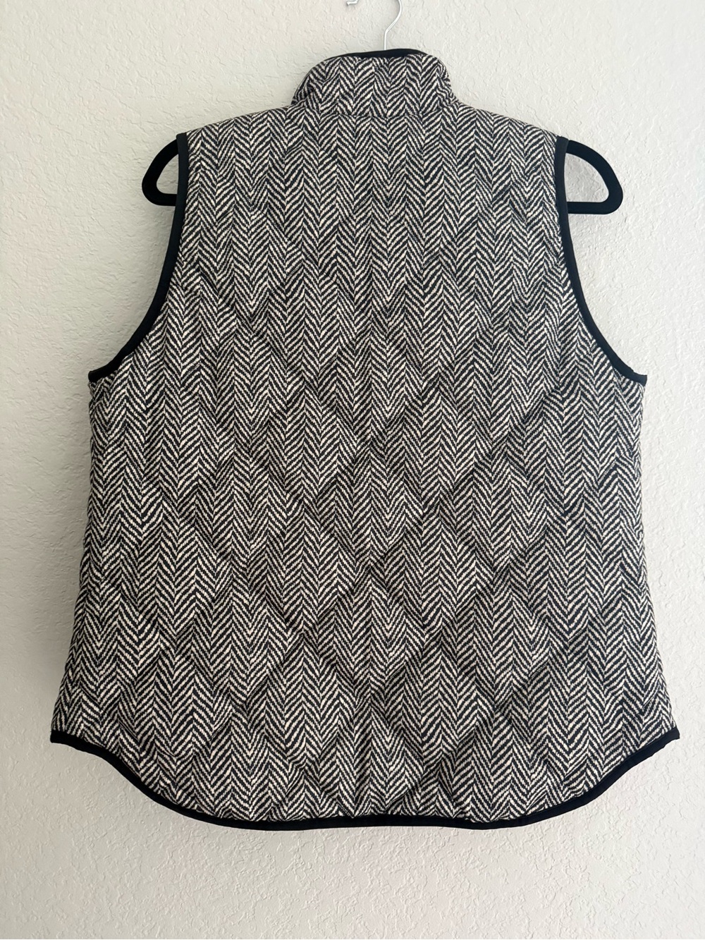 J Crew Herringbone Quilted Vest - Black & White - Picture 2 of 4